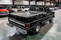 1978-Chevrolet-C10-Black-CCL448J101635-37.jpg