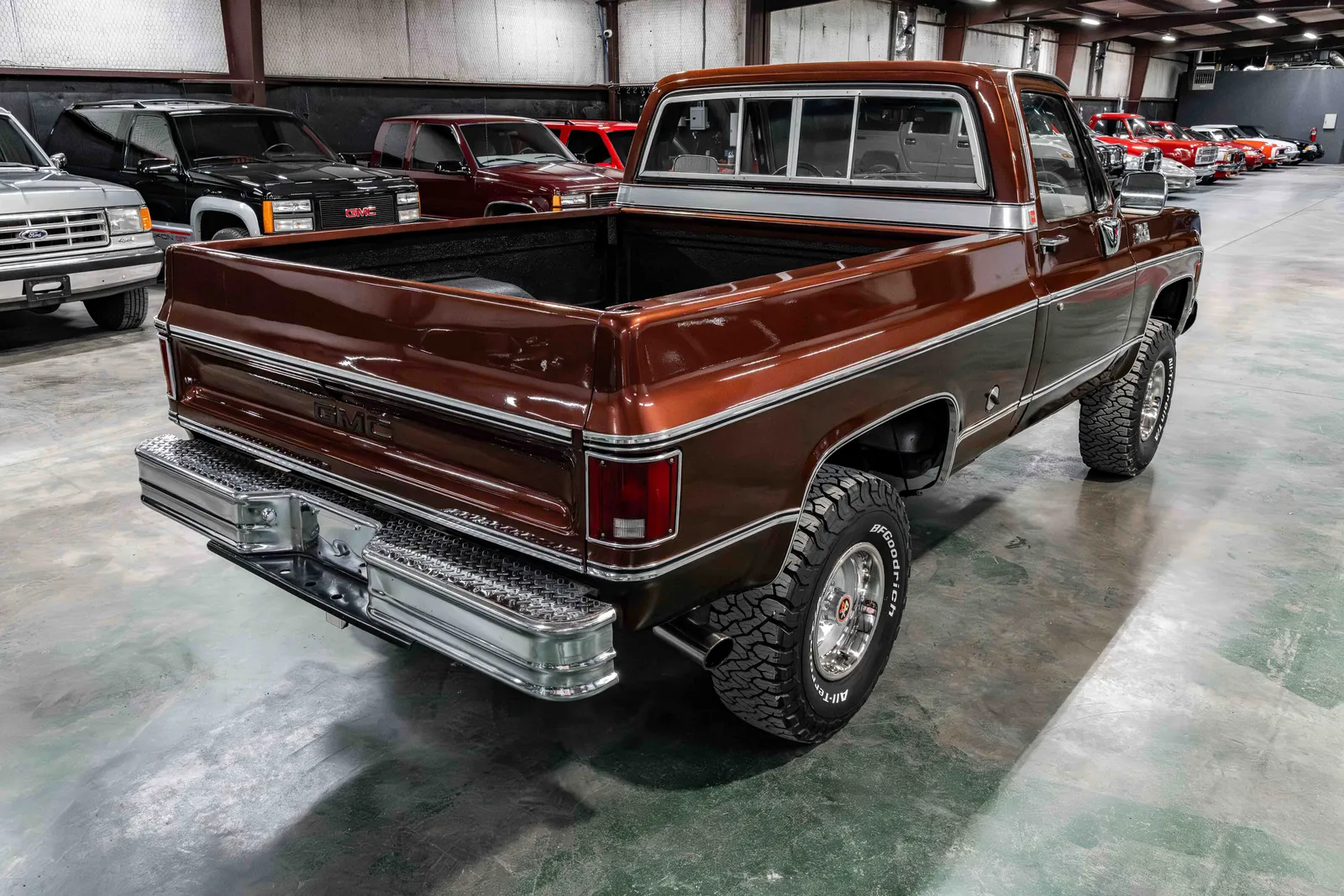 1977-GMC-K10-Brown-TKL147F722257-37.jpg