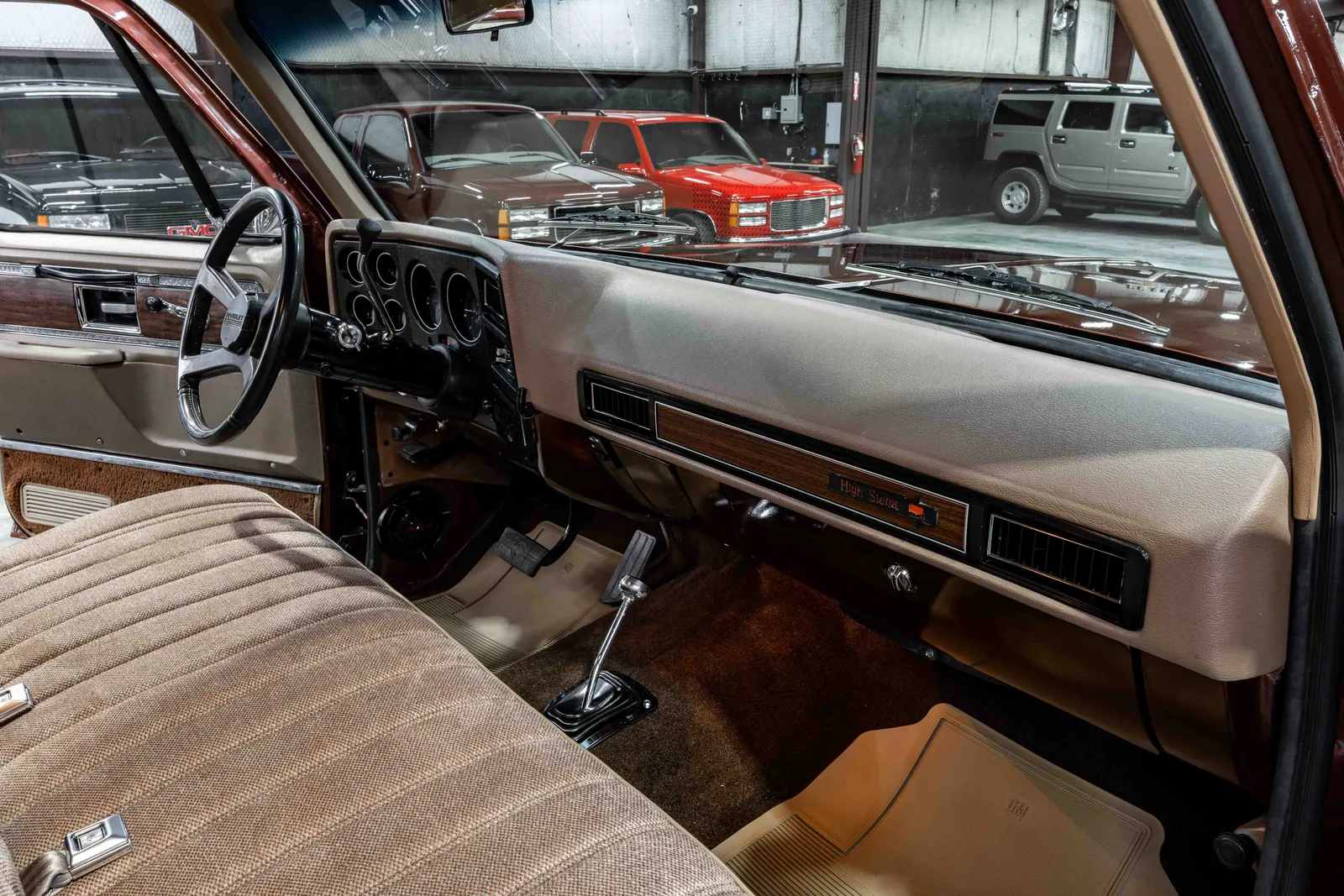1977-GMC-K10-Brown-TKL147F722257-49.jpg