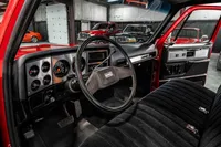 1978-GMC-K10-Red-500966-46.jpg