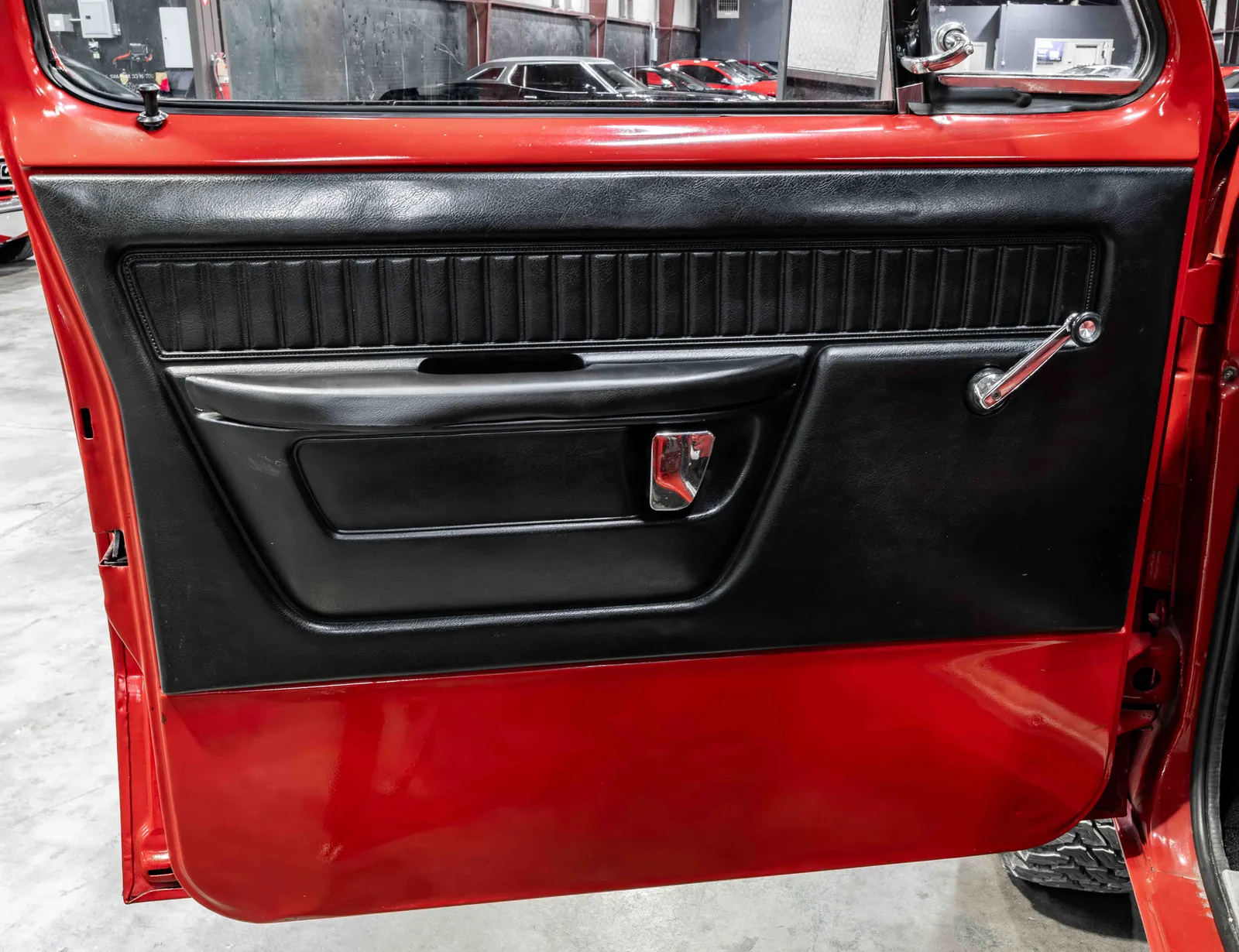11_1979-Dodge-Power-Wagon-Red-216887-41.jpg