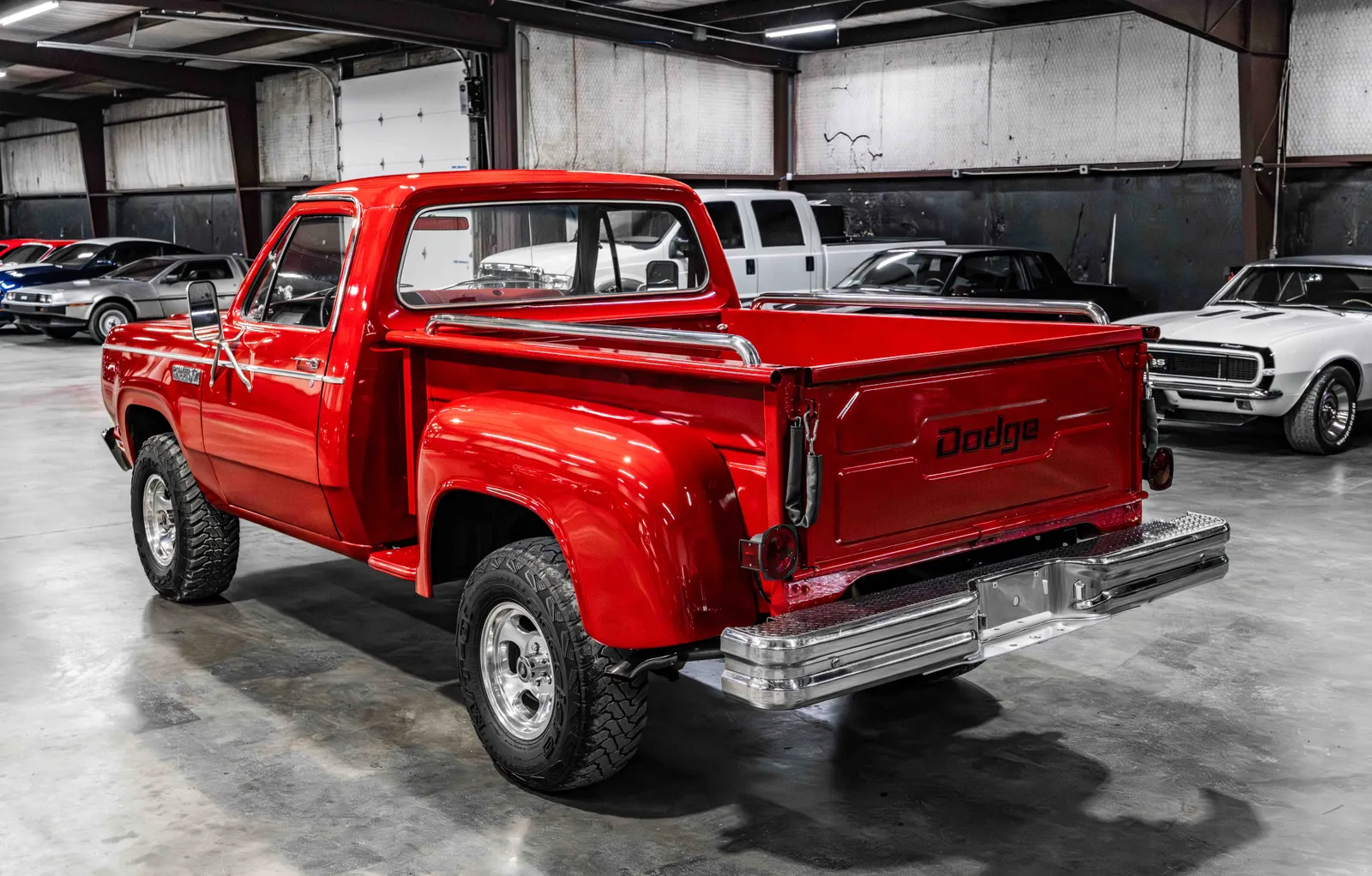 2_1979-Dodge-Power-Wagon-Red-216887-32.jpg
