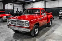 1_1979-Dodge-Power-Wagon-Red-216887-30.jpg