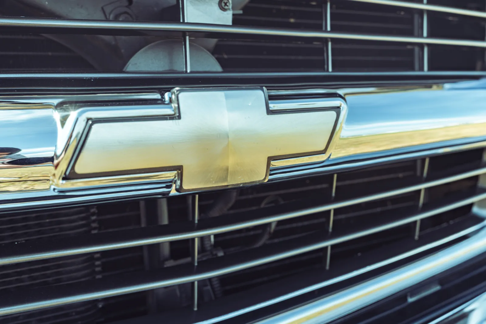 1998 Chevrolet Tahoe Z71 Test Drive | PC Classic Cars