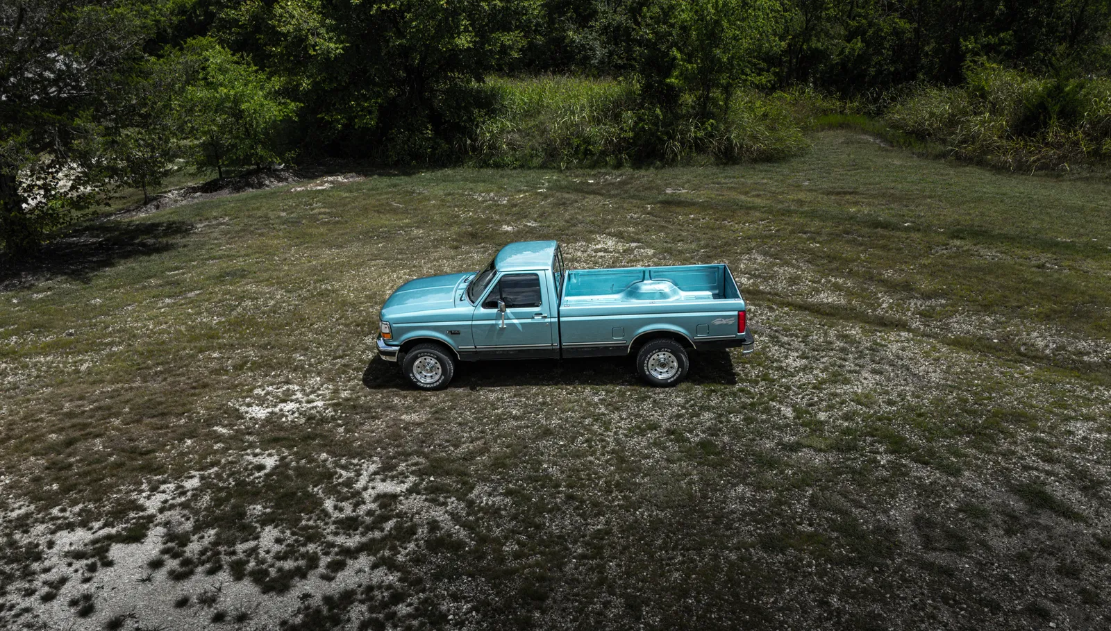 1995 Ford F-150 4X4 XLT 5.0 Test Drive | PC Classic Cars